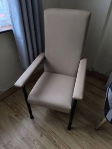 Orthopedic Chair