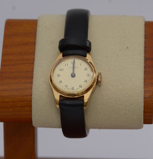 Vintage Ladies Timex Mechanical  Watch