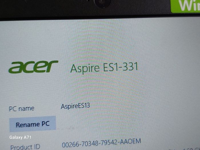 ACER Aspire ES 13 Model ES1-331-C7Z3. 4GB Ram, 32GB HDD, Windows 8, Intel Celeron CPU N3050, 1.6GHz. Chrome, VLC, etc