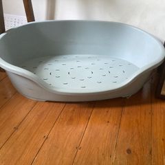 Free Plastic Dog Bed