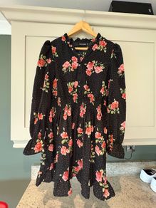 ladies dress pretty little thing size 10