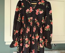 ladies dress pretty little thing size 10