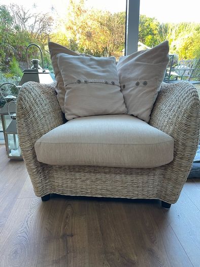 Couch & Chair