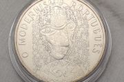 Portugal 5 Euro Base Metal (CuNi) Uncirculated Coin 2016 - The Modernism - Europa series
