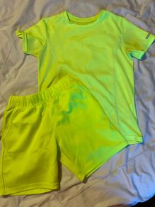 boys t shirt and shorts