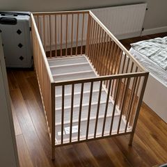 Baby Cot/Crib: Ikea Sniglar + mattress (120x60cm)