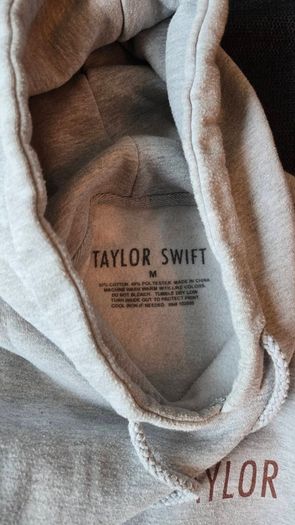 Red (Taylors Version) Official Jumper