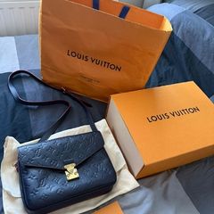 Louis Vuitton pochette metis