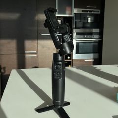 Smart Phone Gimbal with Wireless Charging