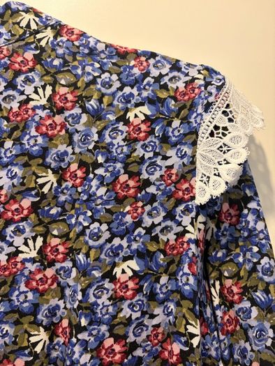 H&M Floral Lace.  Detail Dress   Vintage Prairie Style (Size [Insert Size