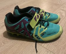 weight lifting shoes