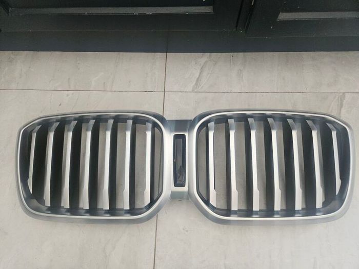 BMW X3 Chrome/Black Grille