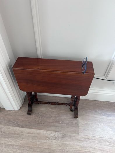 Antique Victorian Quality Solid Mahogany Sutherland Table