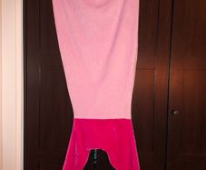 Cute mermaid blanket, vgc