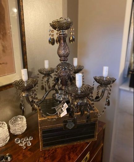 New Mindy Brown fine arts dark Brown chandelier new 2 clear cut glass shades and 2 pink glass shades