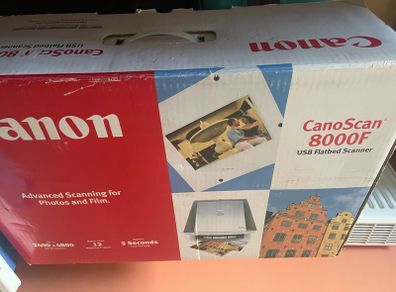 CanoScan 8000F