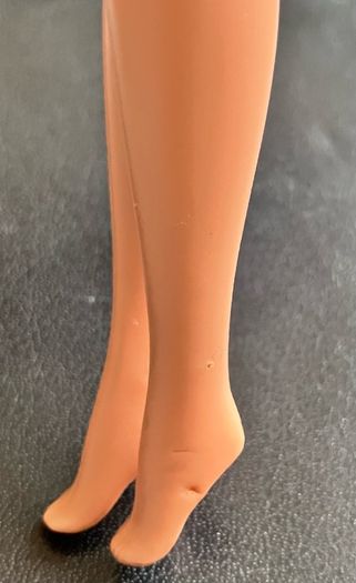Vintage 1991 Pretty Surprise Barbie Doll