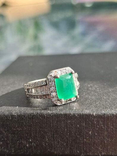 Lovely Vintage Ladies 925 Sterling Silver Ring