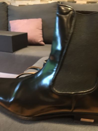 Chelsea boots Dsquared 2 for gents size 45.