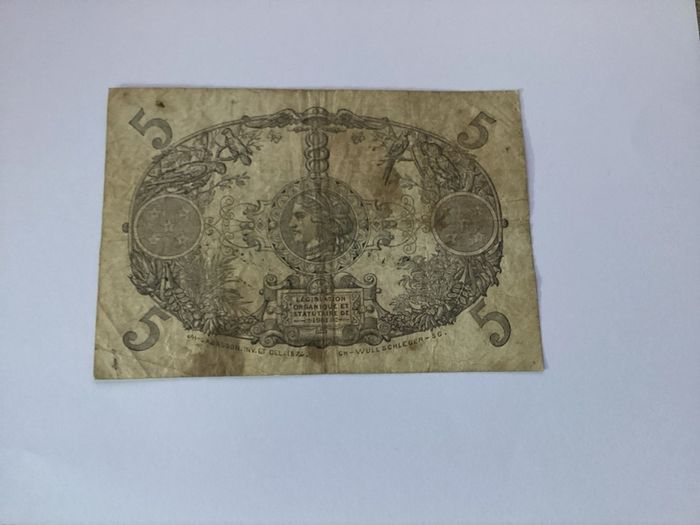 banknotes Reunion