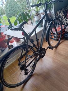 Merida Crossway 10 adult bicycle