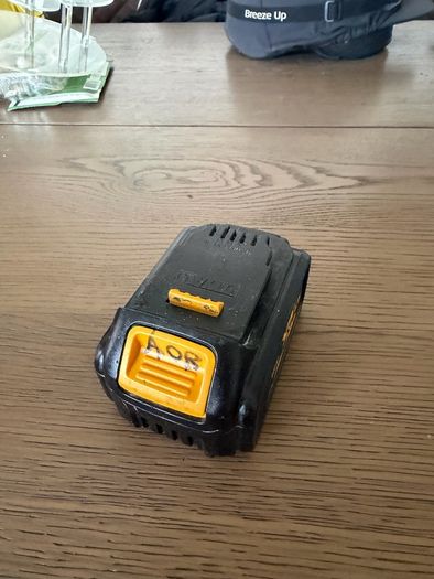 Dewalt 4Amp Battery