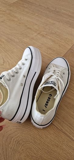 Womens Footwear
