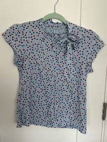 [clothes for adults] Stunning polka dot top with a bow, size M/10