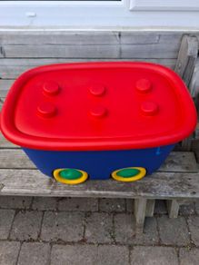 Toy box with blocks