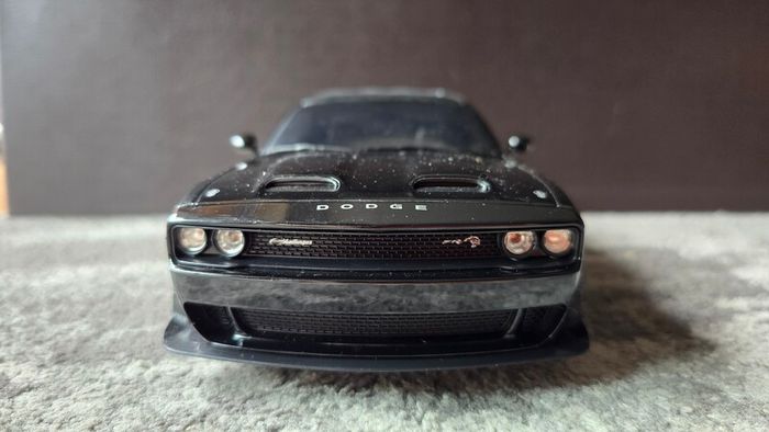 1:18 Solido Dodge Challanger hellcat