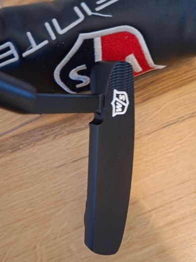 Great Condition Wilson Staff Infinite Windy City Putter