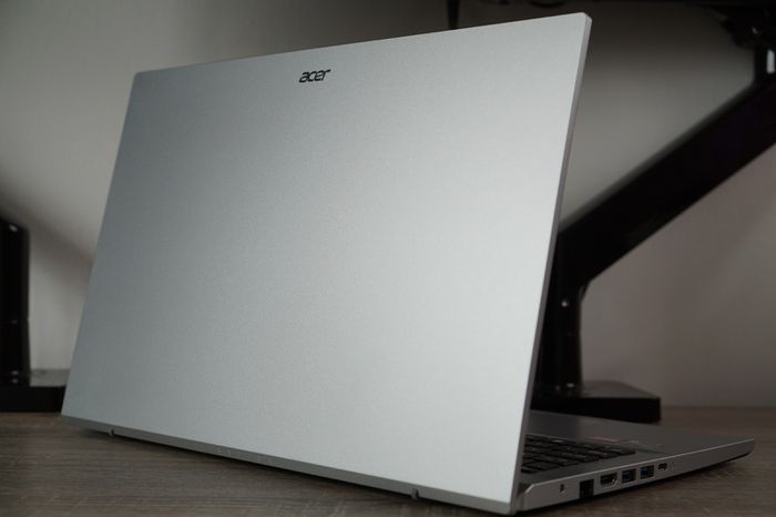 Acer Aspire Go 15 | Ryzen 5 7430U | 16GB | 512GB