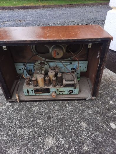 antique radio