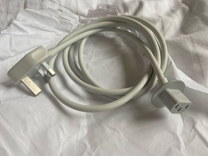 Power cord - charger IMac