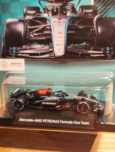 Hot Wheels Formula 1 Premium (F1) 2024 George Russel #63 Mercedes-AMG Petronas