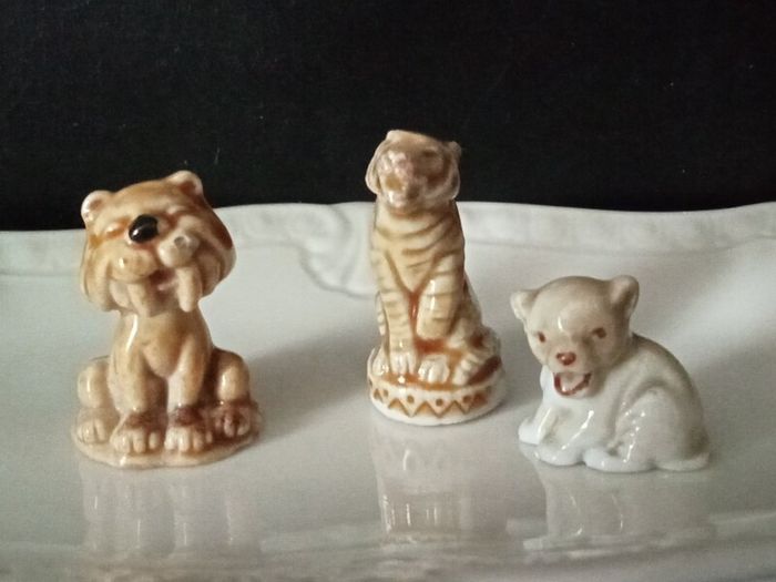Collection of WADE Whimsies