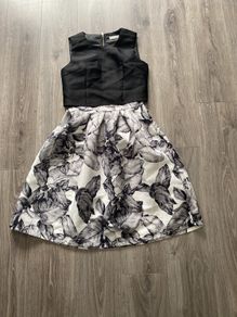 Gorgeous 2 piece skirt and top size 10 - 12