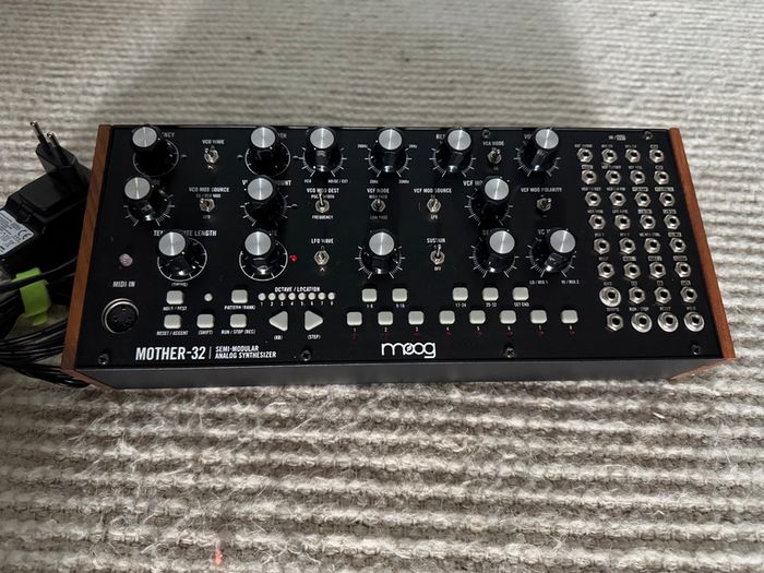 Moog Mother 32