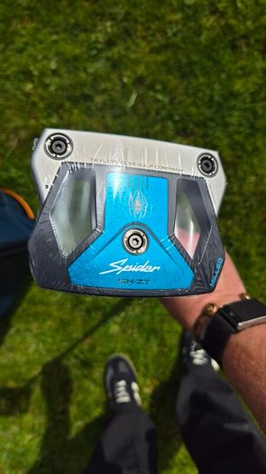 Tayloremade Spider ZT putter 34in