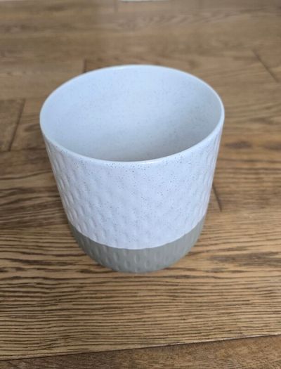 Plant pot
