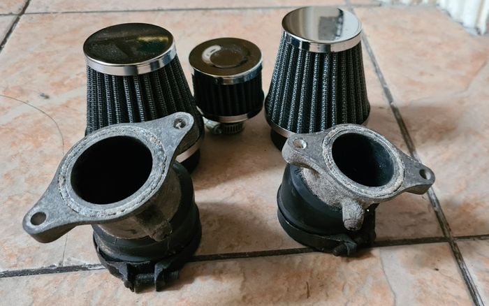 CX500 OEM Intake manifolds and pods