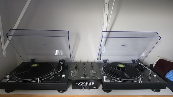 Reloop Turntable