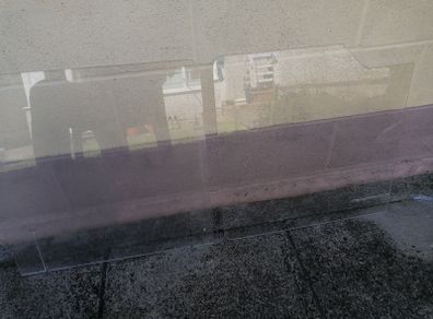Perspex, 2 small bits FREE