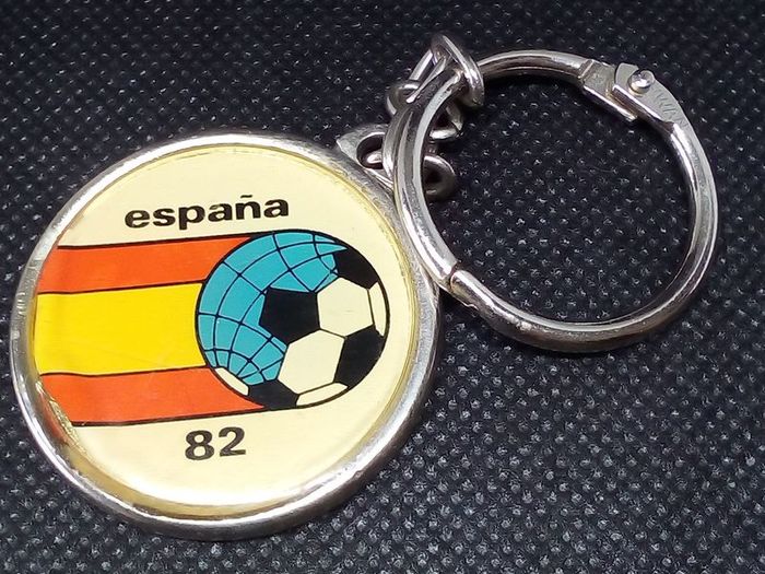World Cup Keyring Spain 82
