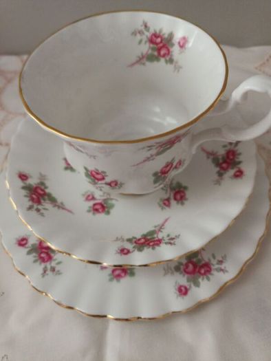Richmond 21 piece teaset