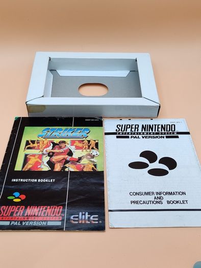 Striker Super Nintendo CIB