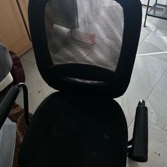 Desk chair