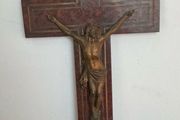 1940s Wooden Wall Crucifix / Cross