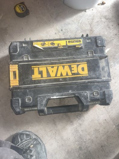 dewalt drill box