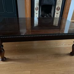 Solid Wooden Coffee Table with Glass Top Elegant & Sturdy